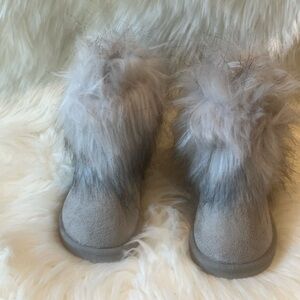 New girls FABKIDS WINTER BOOTS gray FAUX FUR TRIM size 6